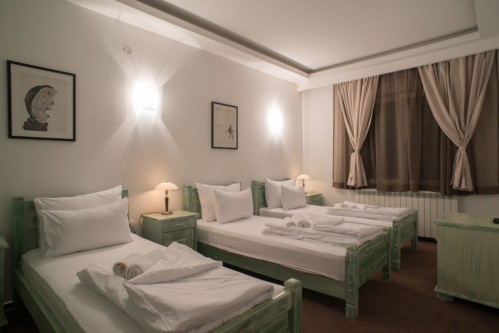 Nikšić Hotel Trim מראה חיצוני תמונה